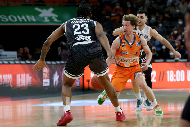 恩佐对战曼 恩佐对战曼